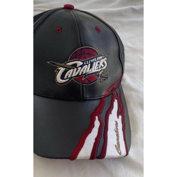 Vintage Cleveland Cavaliers Leather SnapBack Belt Hat Men’s RARE - Picture 5 of 10